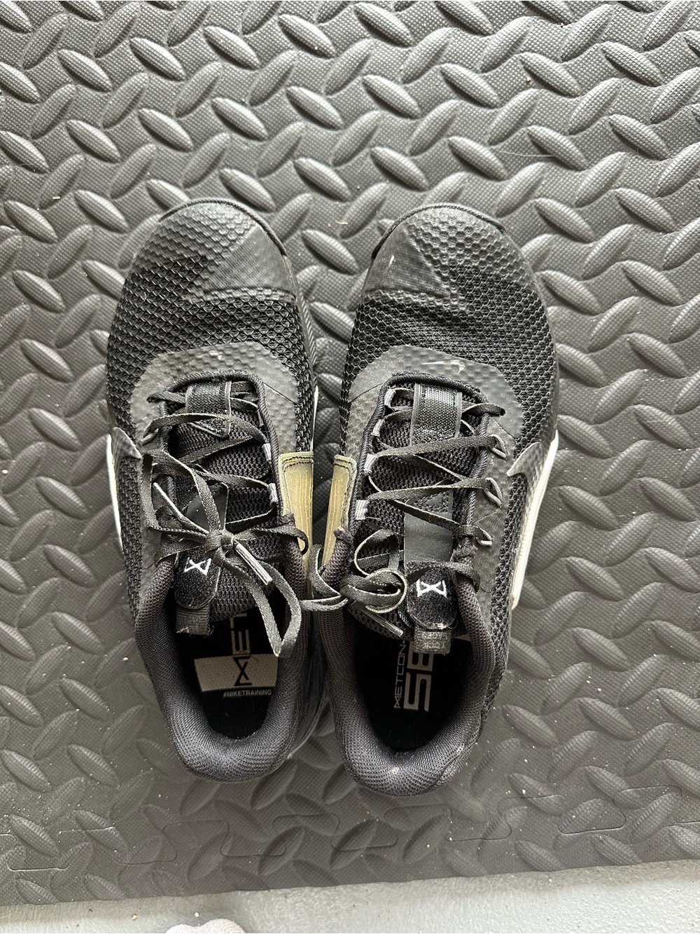 Women’s Black Metcon 7s Shoes